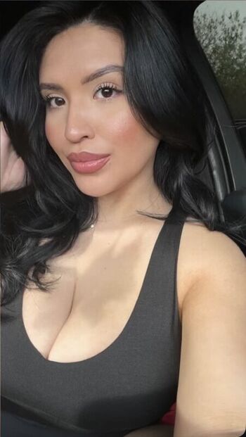 Adriannaledesma