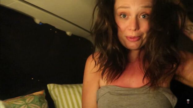Full leaked Adventuresofellie private onlyfans photo