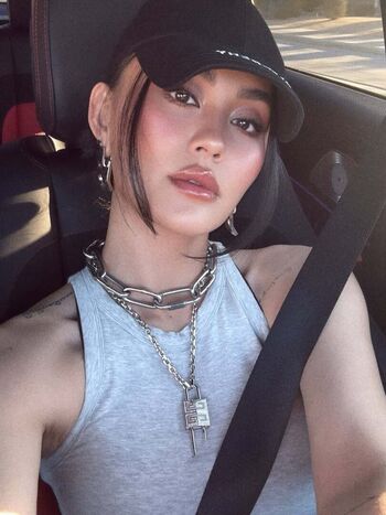 Agnez Mo