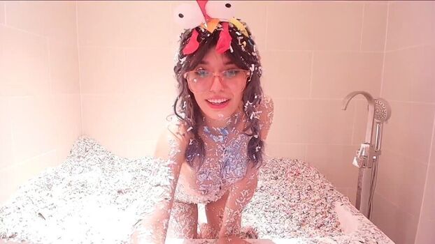 Agostinha_Red