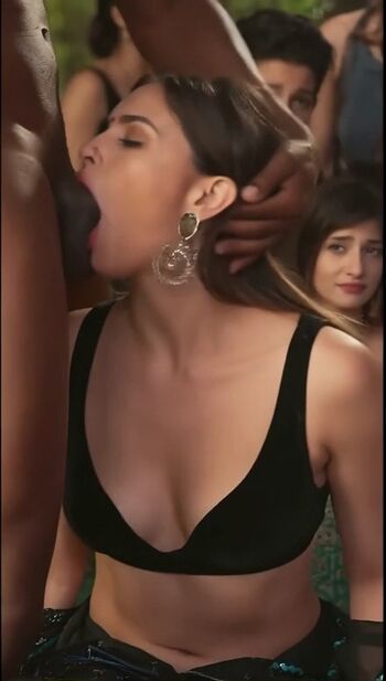AI Generated Celebrity Nudes