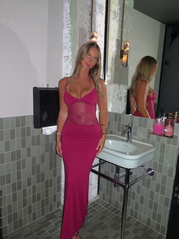 Full leaked Aimee rose private onlyfans photo