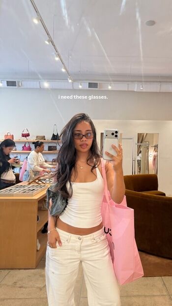 Full leaked Aimeejaihall private onlyfans photo