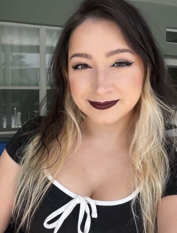 Full leaked Aimzatchu private onlyfans photo