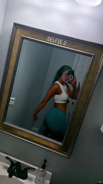 Full leaked Airica demia private onlyfans photo
