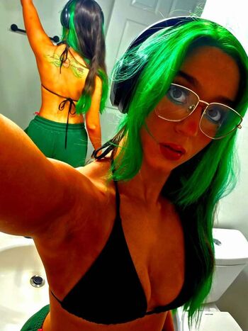 Full leaked Airica demia private onlyfans photo
