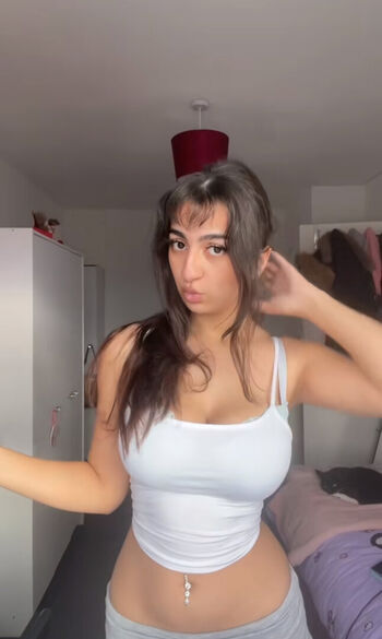 Full leaked Aisha ali private onlyfans photo