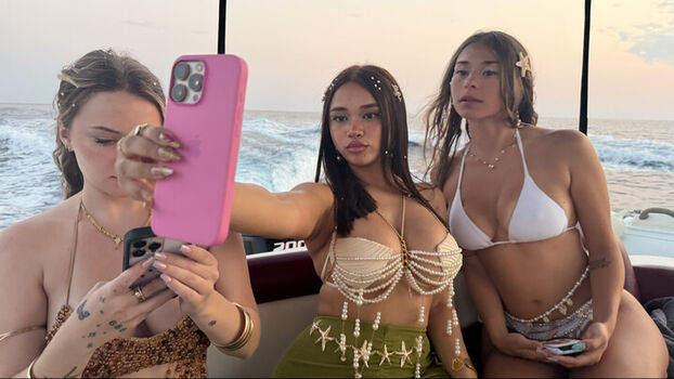 Full leaked Aishah sofey page private onlyfans photo