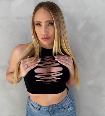 Full leaked Aj applegate private onlyfans photo