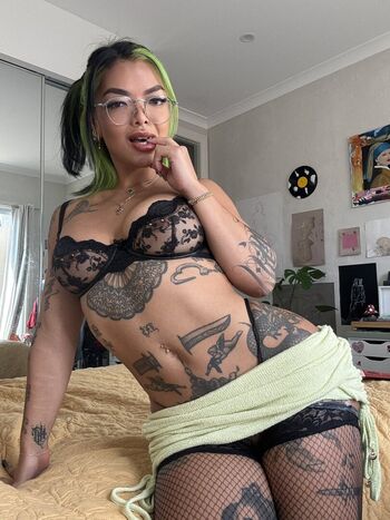 Full leaked Akirazay private onlyfans photo