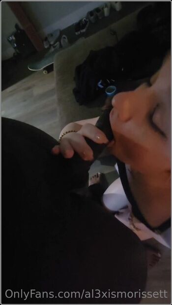 Full leaked Alxismorissett private onlyfans photo