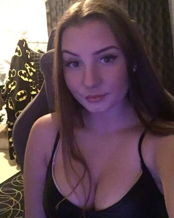 Full leaked Alxxandra private onlyfans photo