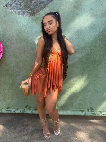 Full leaked Alahnaly private onlyfans photo