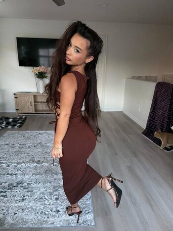 Full leaked Alahnaly private onlyfans photo