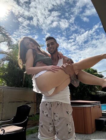 Full leaked Alanarose page private onlyfans photo