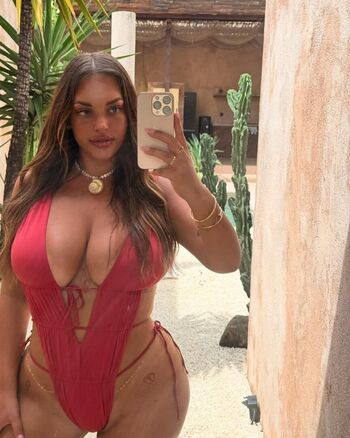 Full leaked Alanna pow private onlyfans photo