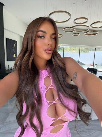 Full leaked Alanna pow private onlyfans photo