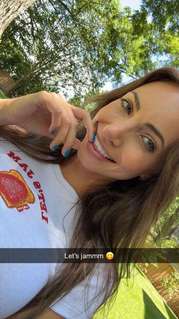 Full leaked Alannalouise page private onlyfans photo