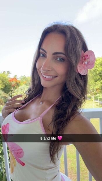 Full leaked Alannalouise  page private onlyfans photo