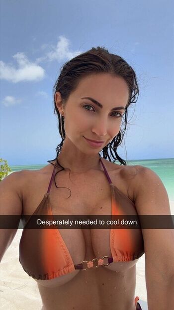 Full leaked Alannalouise private onlyfans photo