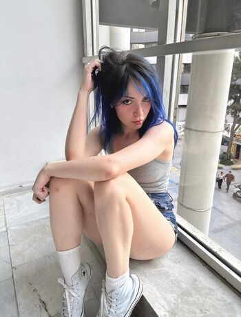 Full leaked Aldreann private onlyfans photo