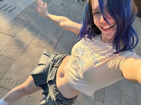 Full leaked Aldreann private onlyfans photo