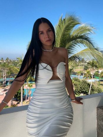 Ale Garcia Alegarcia_Of