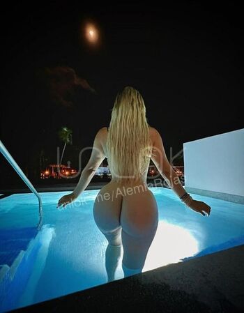 Full leaked Ale mia rojas private onlyfans photo