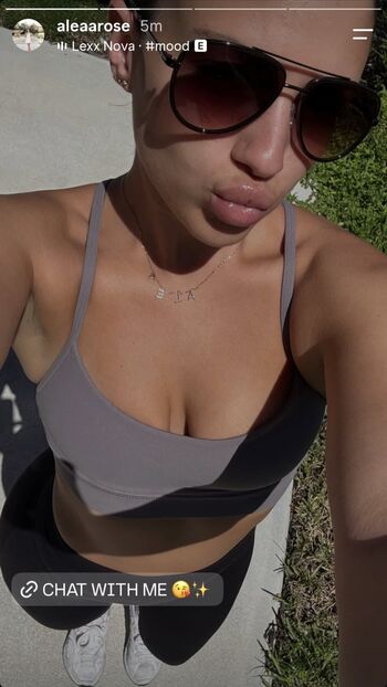 Full leaked Aleaarose private onlyfans photo