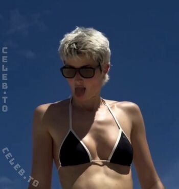Full leaked Aleandrafrerk private onlyfans photo