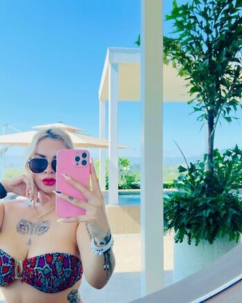 Full leaked Aleeee mav private onlyfans photo