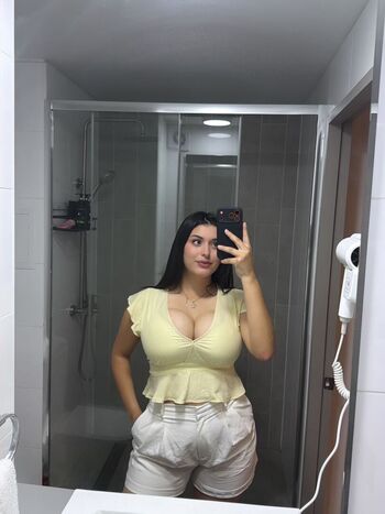 alejandramotta__