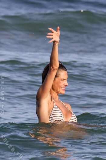 Full leaked Alessandra ambrosio  page private onlyfans photo