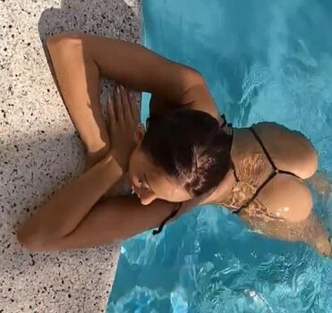 Full leaked Alessandra liu  page private onlyfans photo