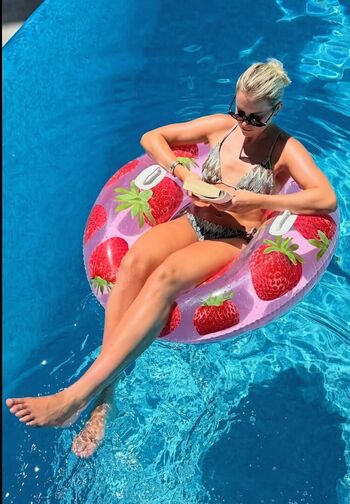 Full leaked Alessia russo page private onlyfans photo