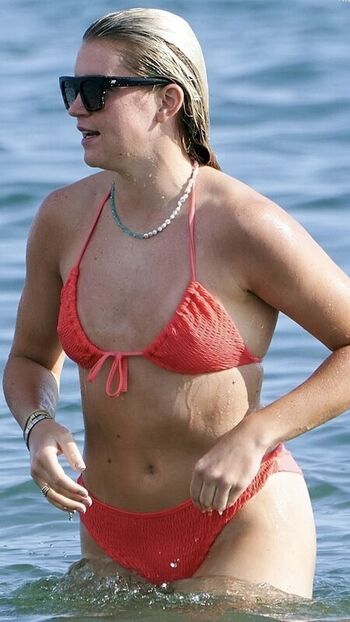 Full leaked Alessia russo page private onlyfans photo