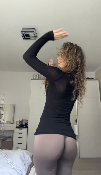 Full leaked Alessiasxr private onlyfans photo