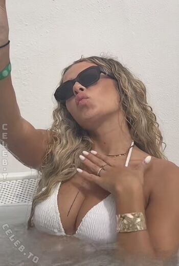 Full leaked Alessiasxr private onlyfans photo