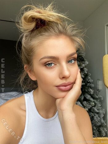 Full leaked Alexa breit private onlyfans photo