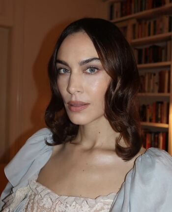 Full leaked Alexa chung page private onlyfans photo