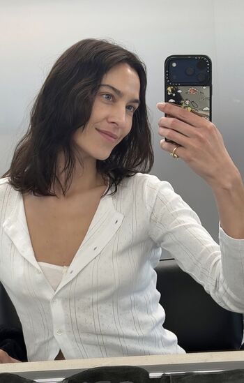 Full leaked Alexa chung page private onlyfans photo
