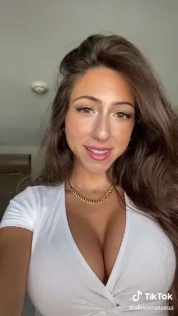 Full leaked Alexa matassa private onlyfans photo