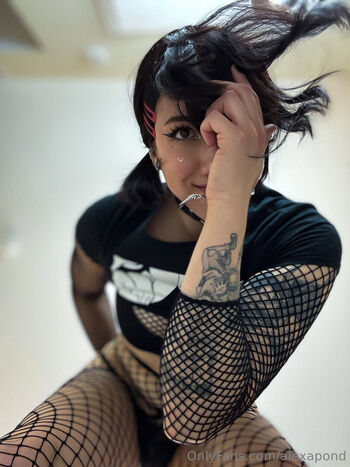 Full leaked Alexa pond page private onlyfans photo