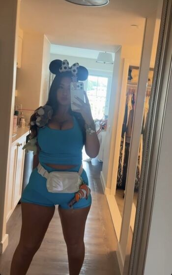 Alexanicole