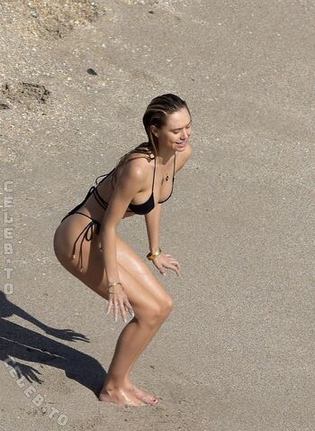 Full leaked Alexis ren  page private onlyfans photo