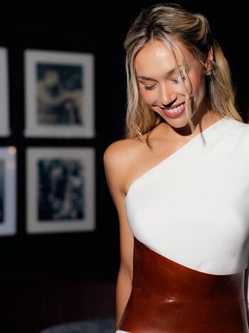 Full leaked Alexis ren page private onlyfans photo
