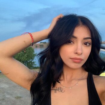 Full leaked Alexischanelmendoza private onlyfans photo