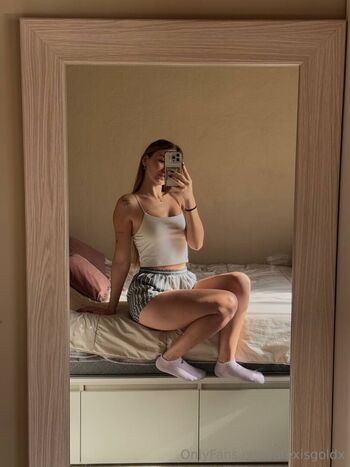 Full leaked Alexisgoldx private onlyfans photo
