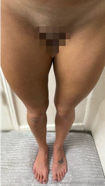 alexisyogafeet