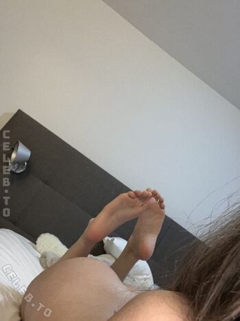 Full leaked Aleynabaddie  page private onlyfans photo